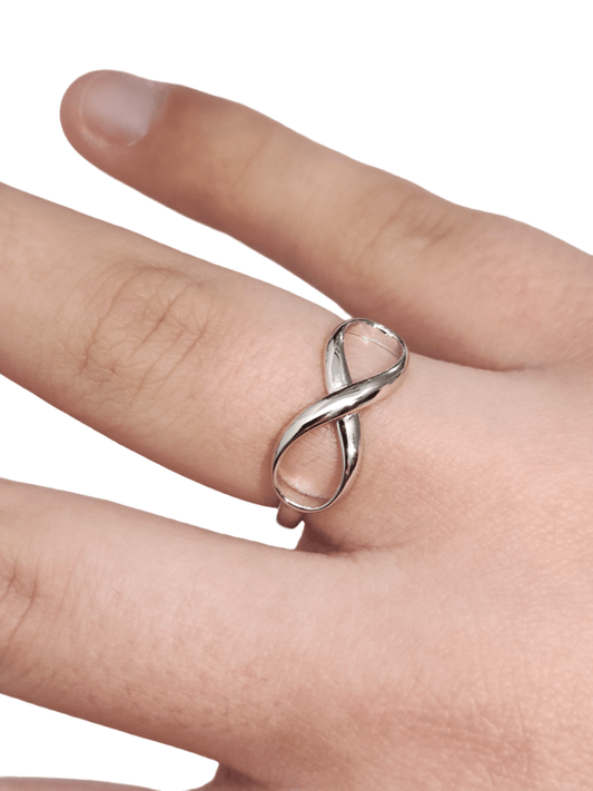 925 Sterling Silver Infinity Ring - The Olivia